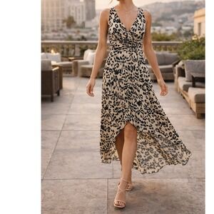 En Focus Studio Animal Print Dress Ruched Waist Hi Low Hem Size 8 Quiet Luxury
